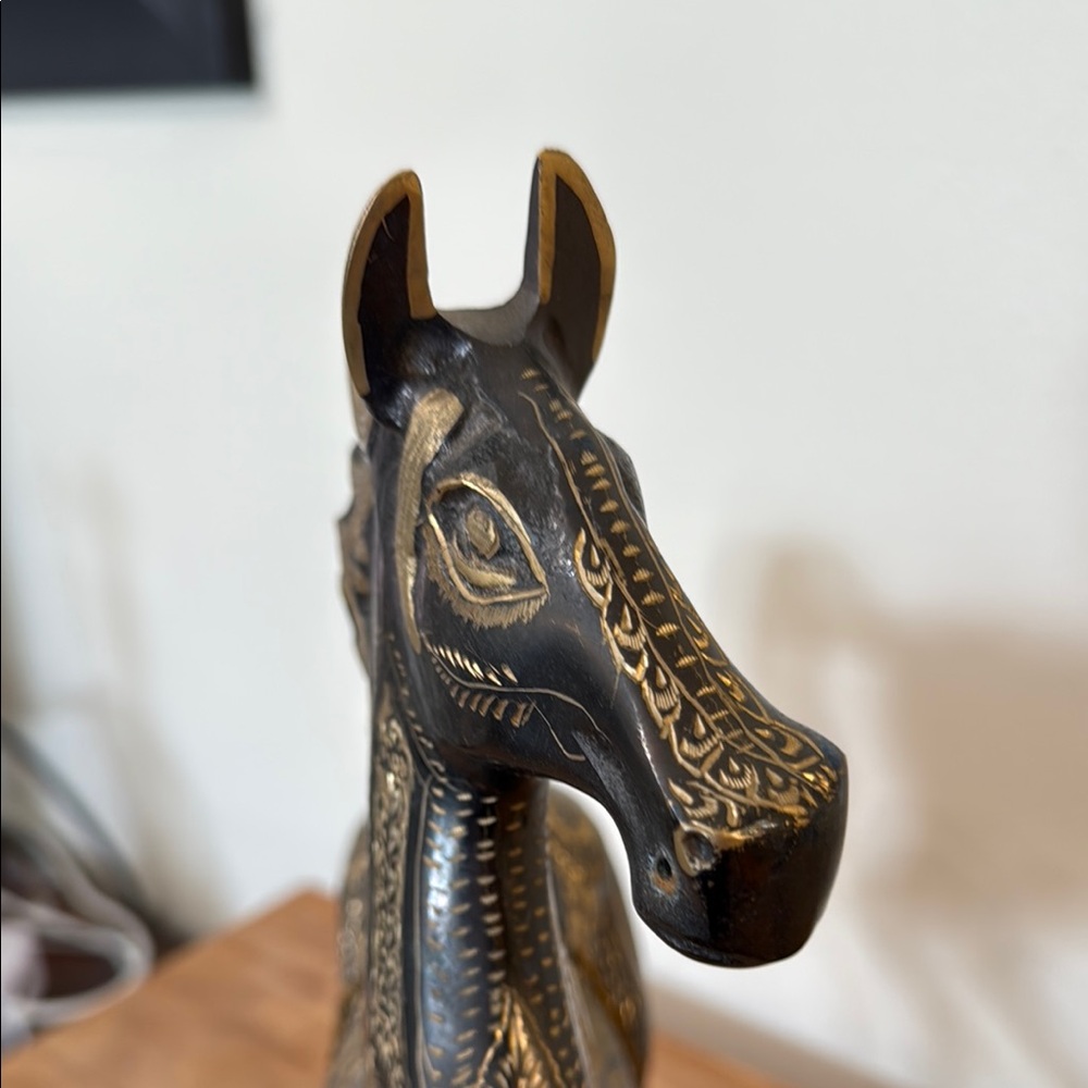 Damascene Horse Sculpture - Picture 9 of 16